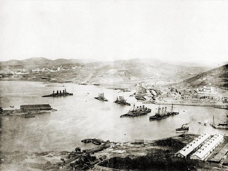 Russian fleet sunk in Port Arthur harbour
